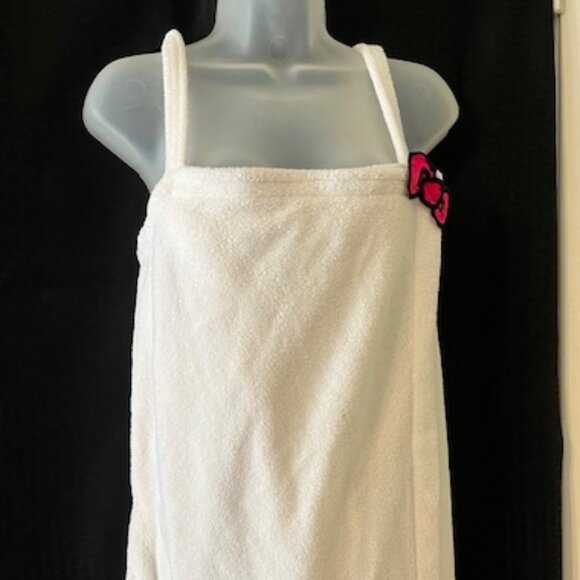 Licensed Hello Kitty ~ Bath/Shower Towel Dress - Picture 2 of 8